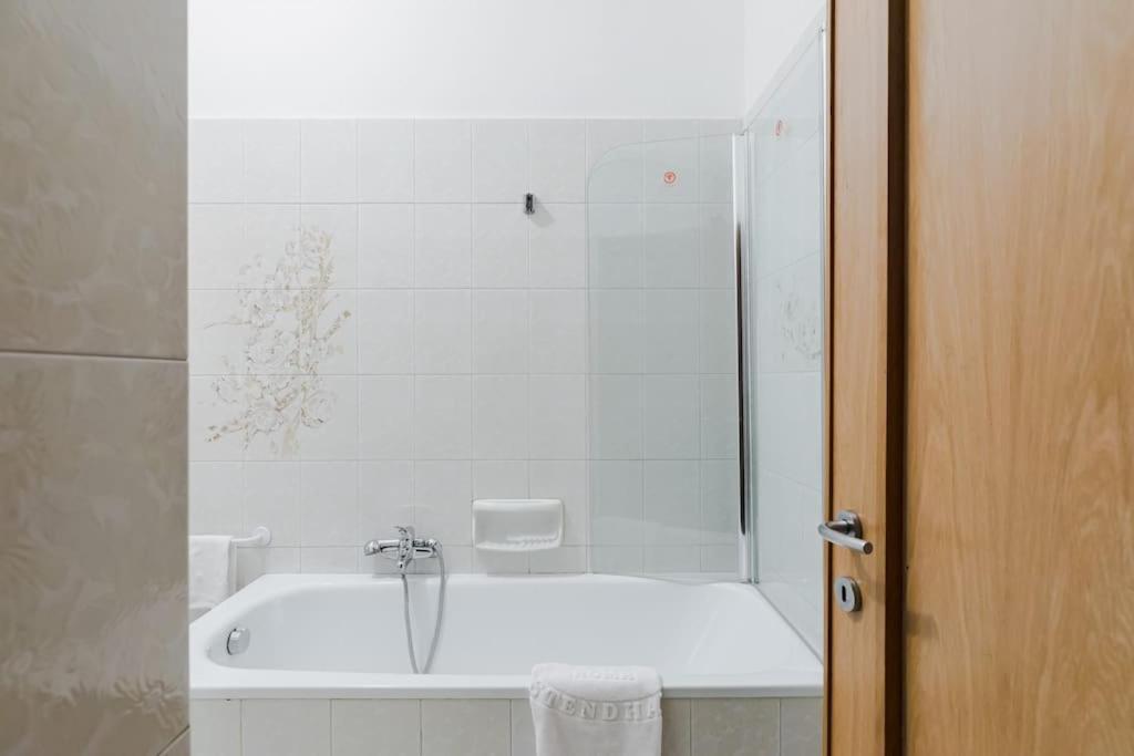 Elegant Apartment Via Veneto By Varental Rom Exterior foto